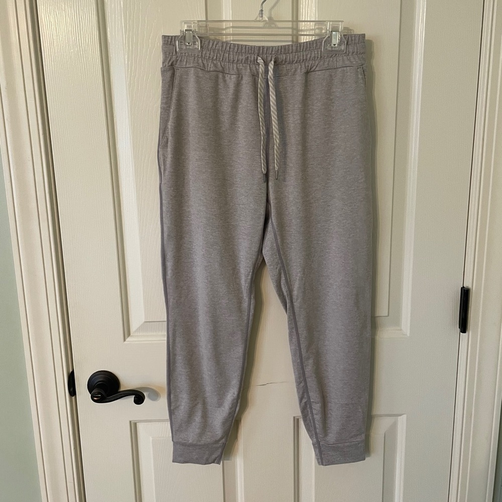 Vuori Performance Jogger - Clay Heather